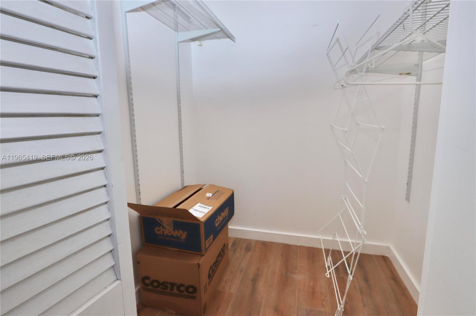 SPINNAKER BAY AT THE WATE - Residential