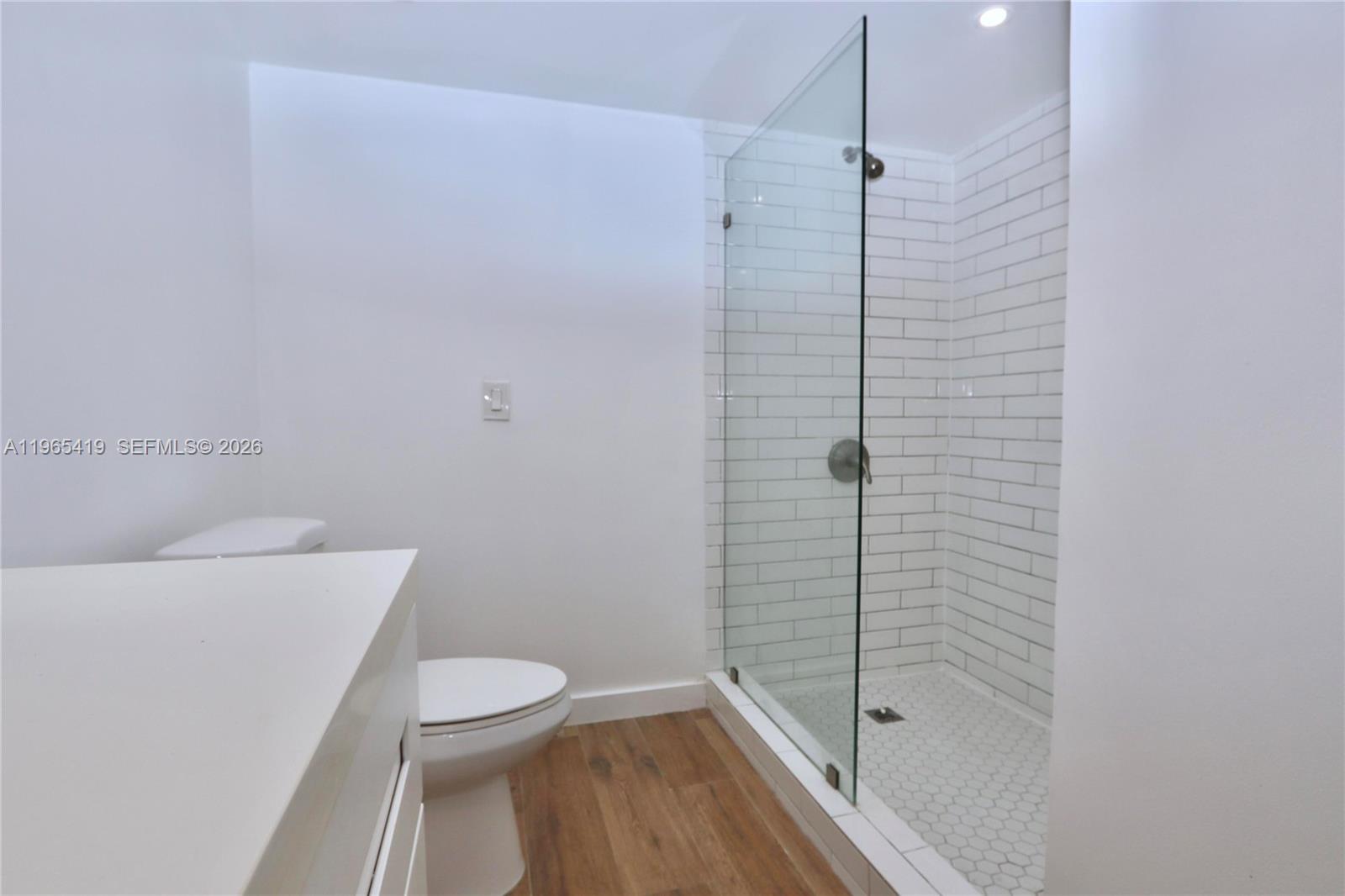 SPINNAKER BAY AT THE WATE - Residential