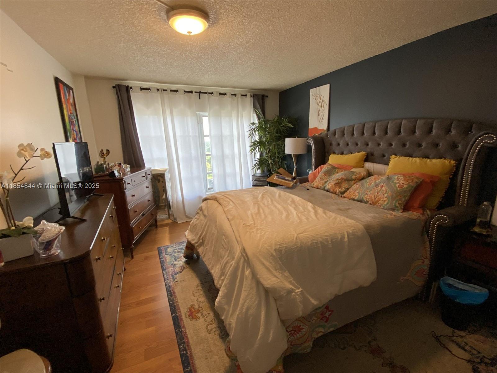 4174 Inverrary Dr Apt 1015 1015