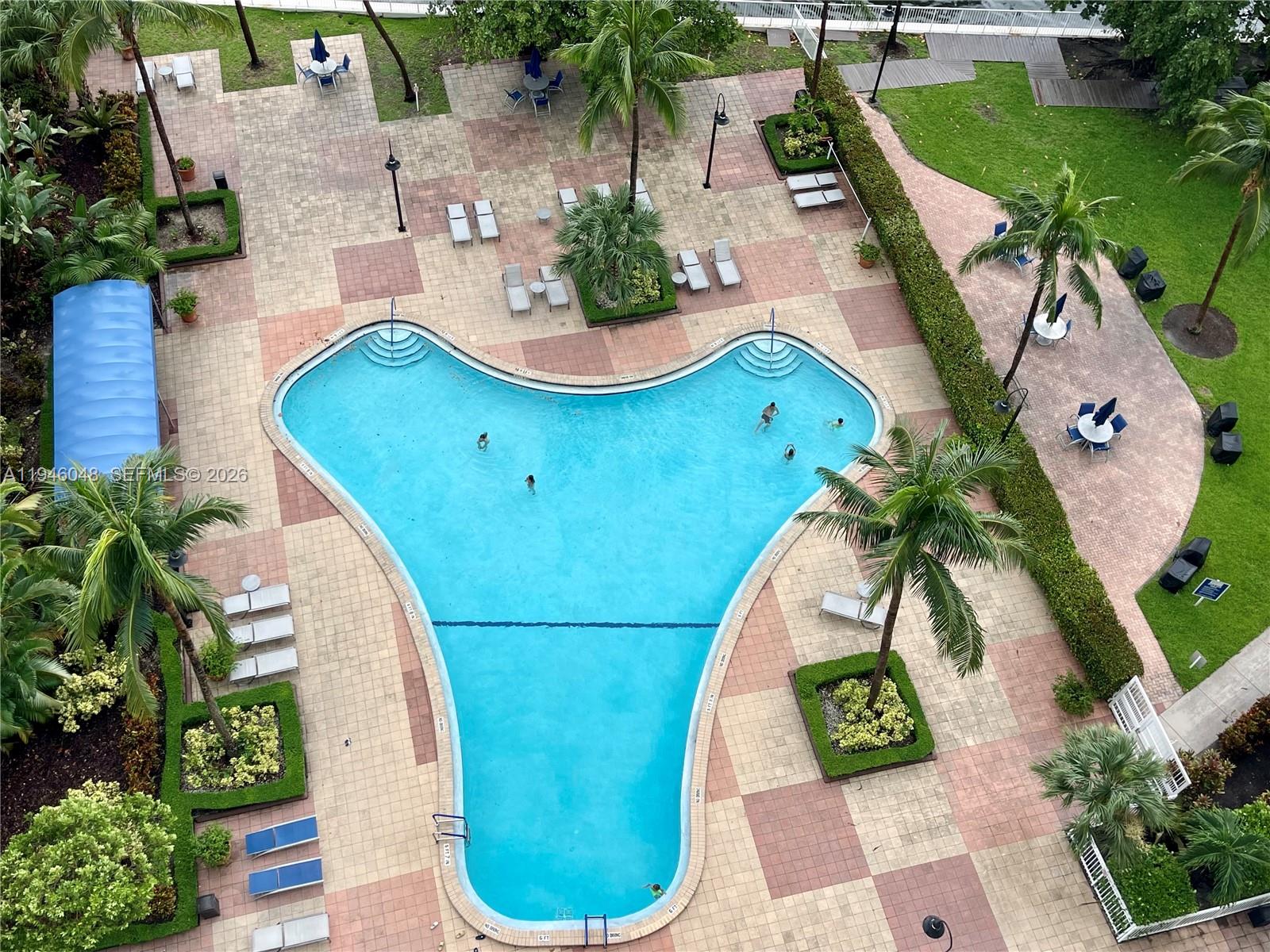 OCEANVIEW BUILDING A COND - Residential