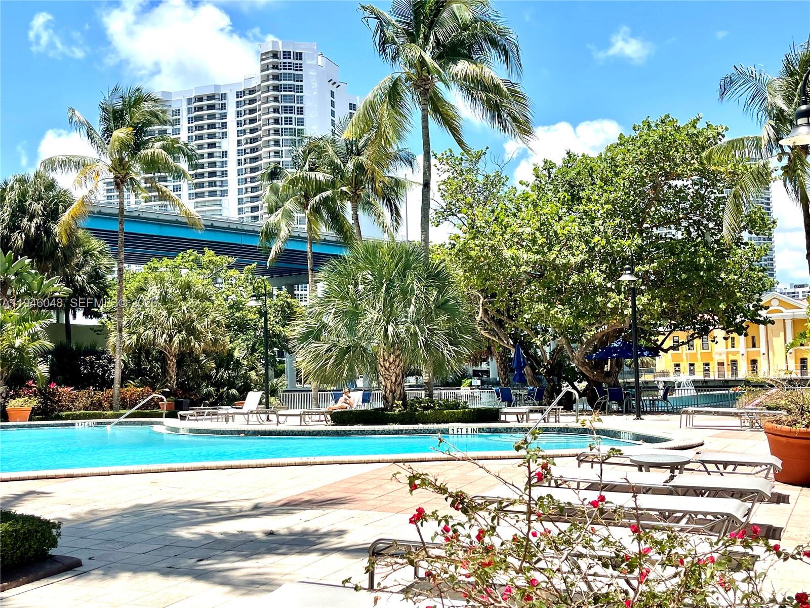 OCEANVIEW BUILDING A COND - Residential