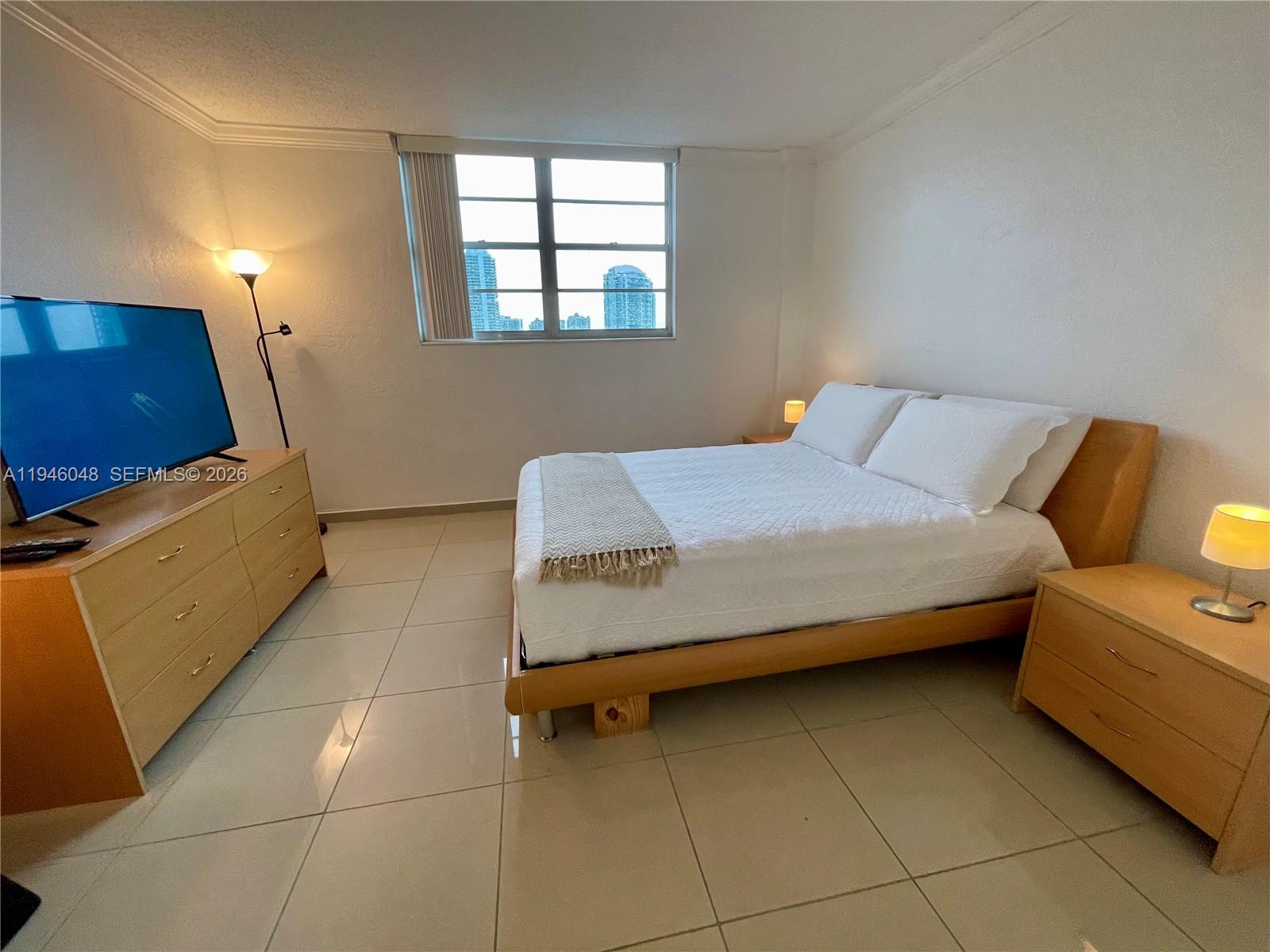 OCEANVIEW BUILDING A COND - Residential