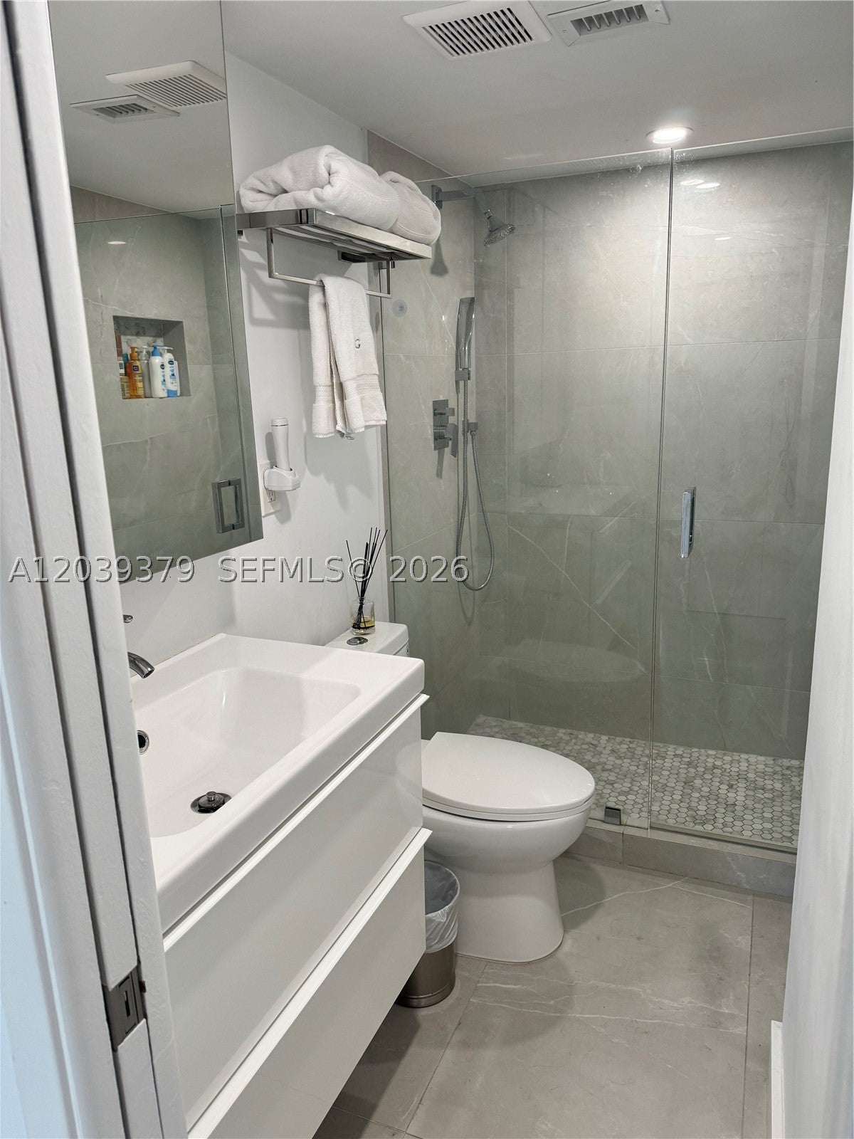 1865 Brickell Ave A1411