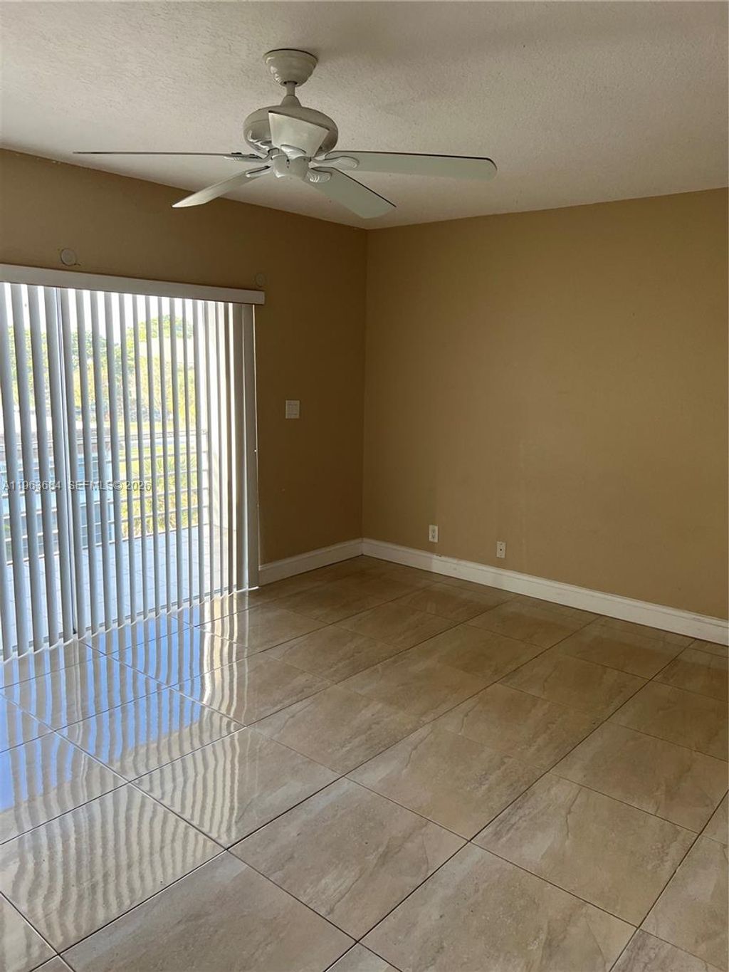 Photo of 6289 Lear Dr #404, Lake Worth, FL 33462 (MLS # A11963684)