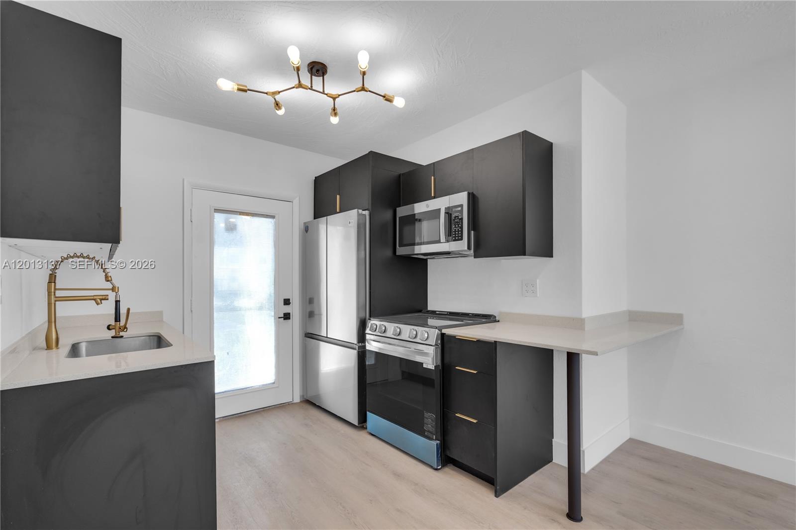 ORANGE RIDGE - Residential