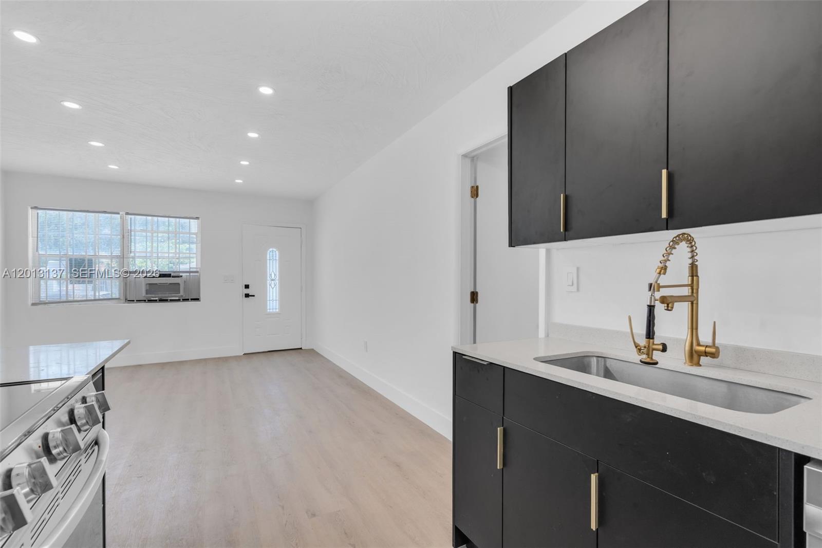 ORANGE RIDGE - Residential