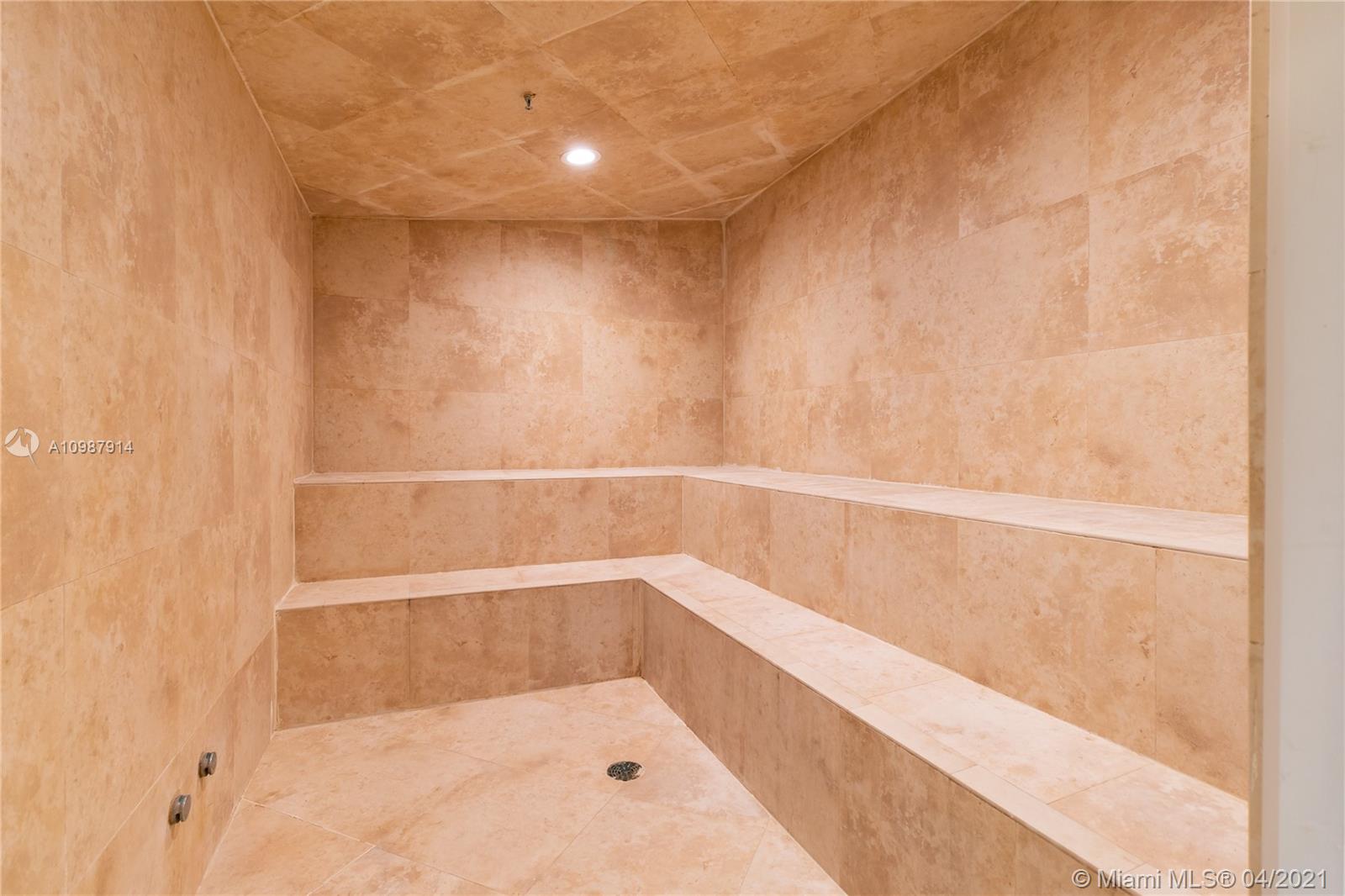 TURNBERRY OCEAN COLONY SO - Residential