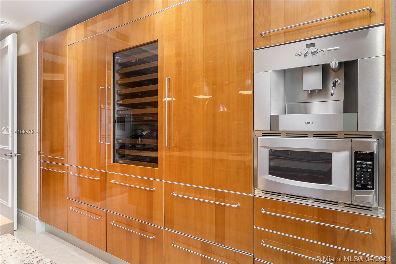 TURNBERRY OCEAN COLONY SO - Residential