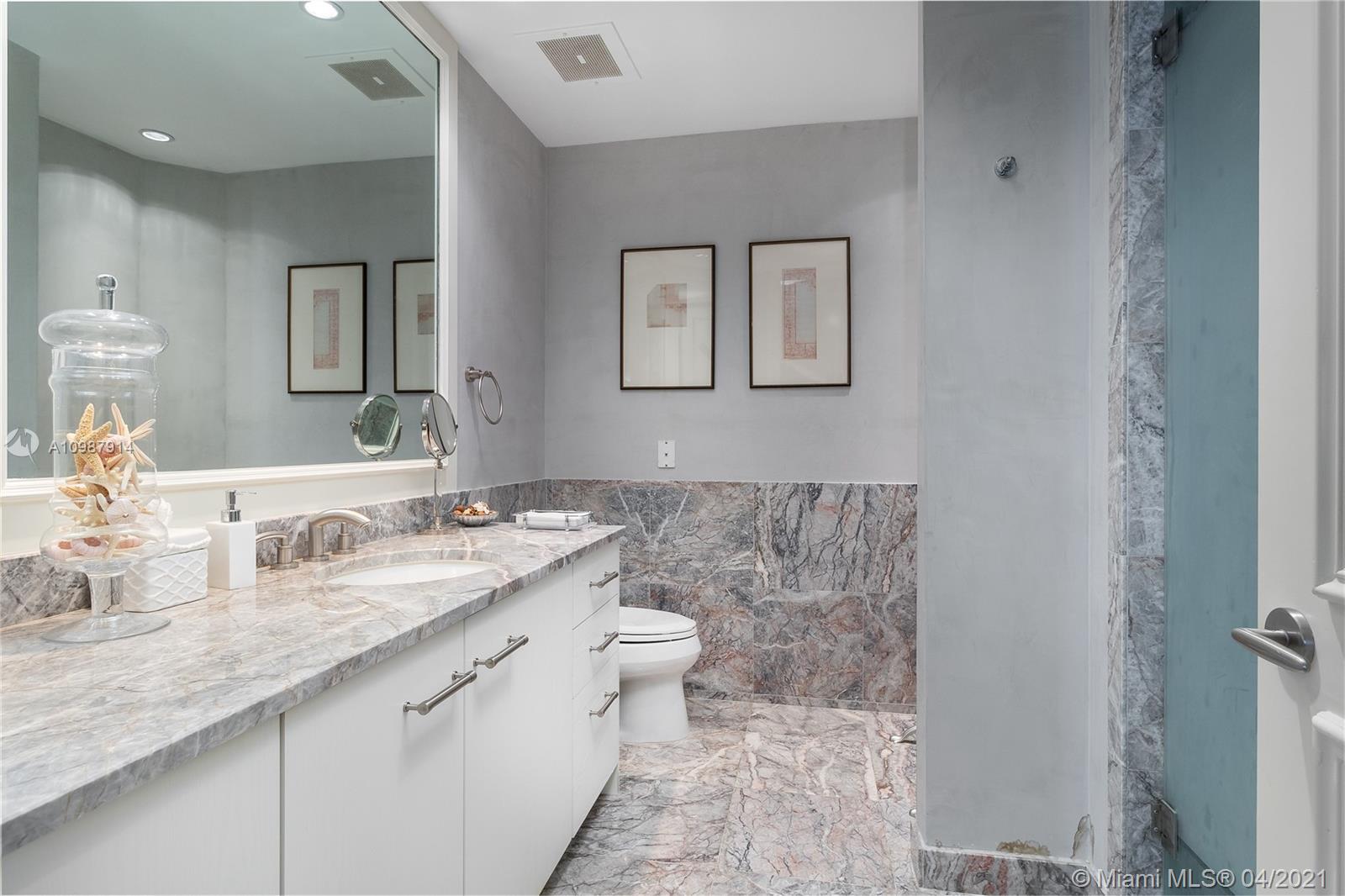 TURNBERRY OCEAN COLONY SO - Residential