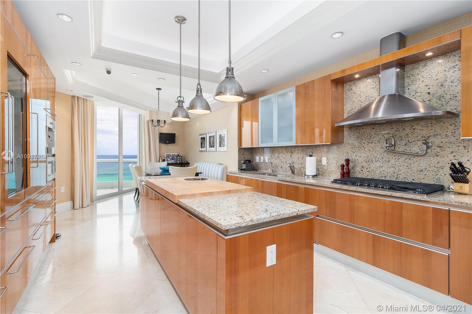 TURNBERRY OCEAN COLONY SO - Residential