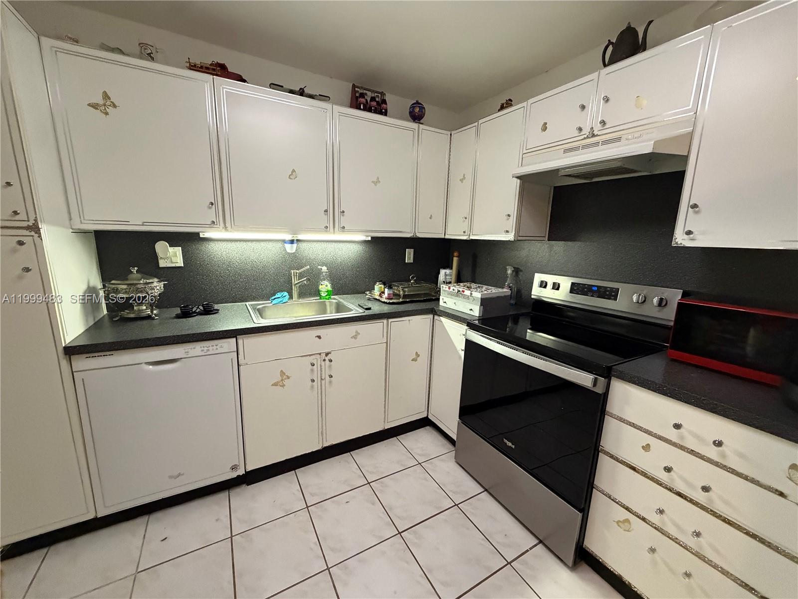 THE CLIPPER AT BISC COVE - Residential