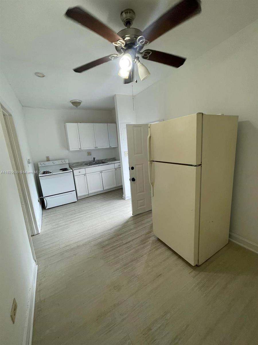 1140 NW 4th St 1B