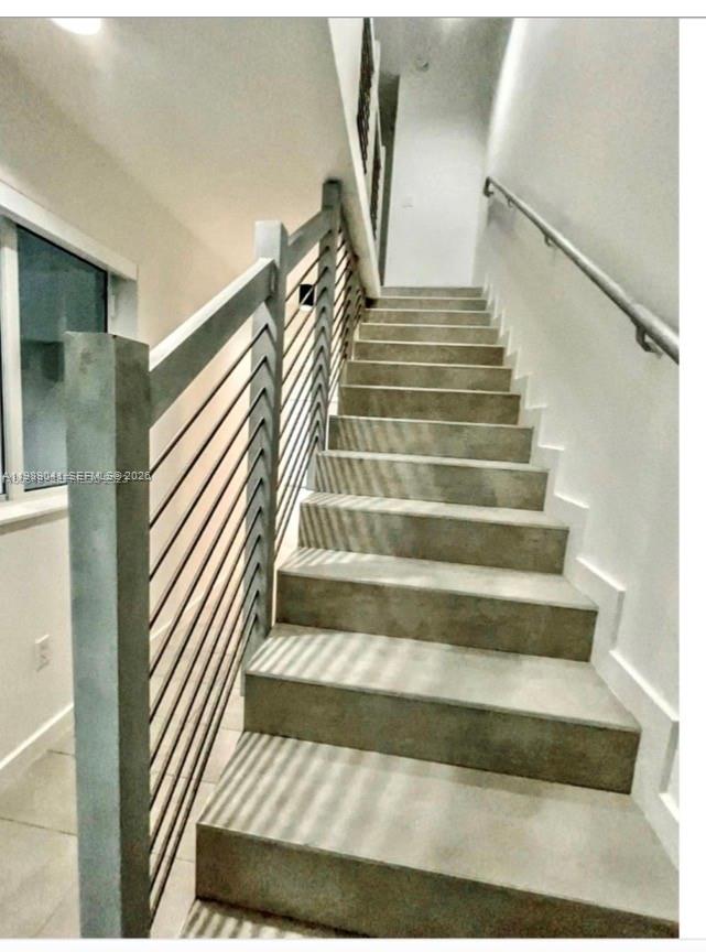 TWELFTH ST MANORS 1ST ADD - Residential Lease