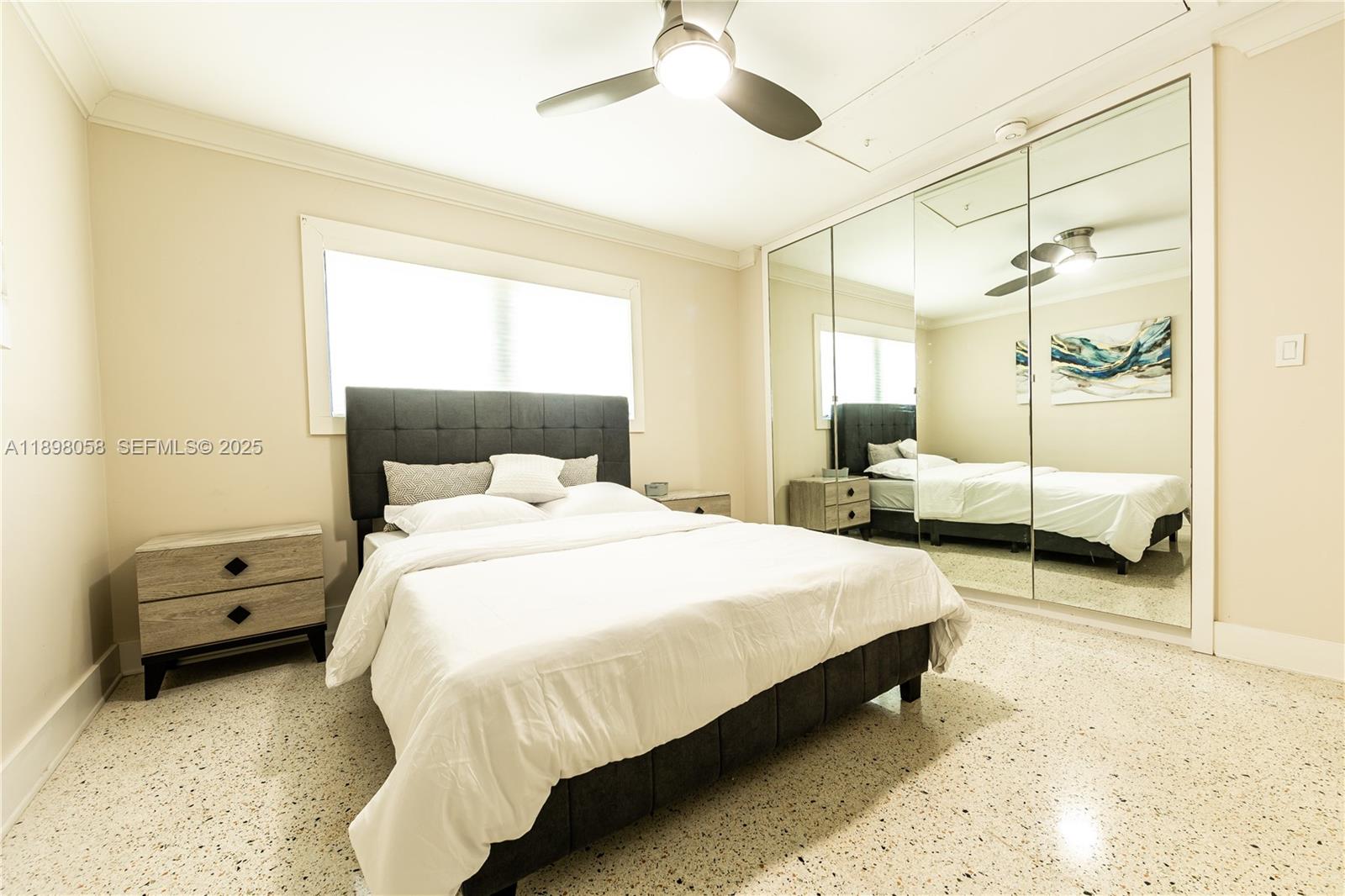 HOLLYWOOD - Residential Lease