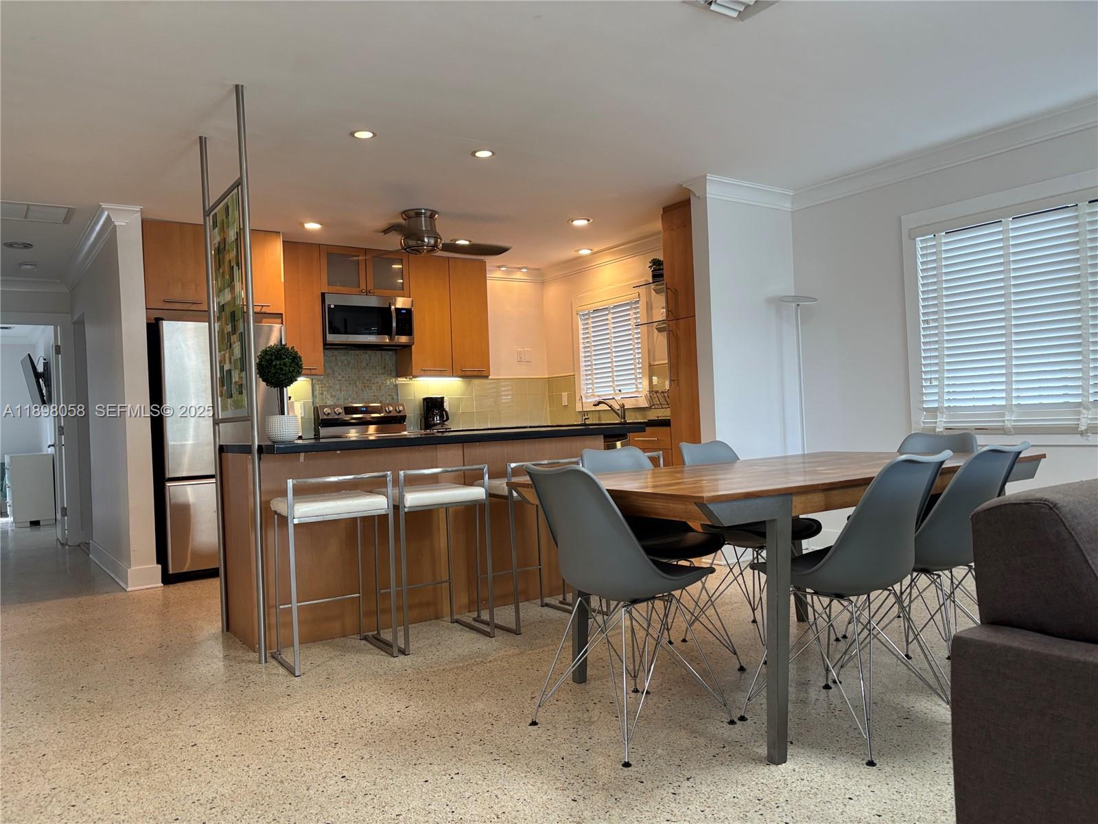 HOLLYWOOD - Residential Lease