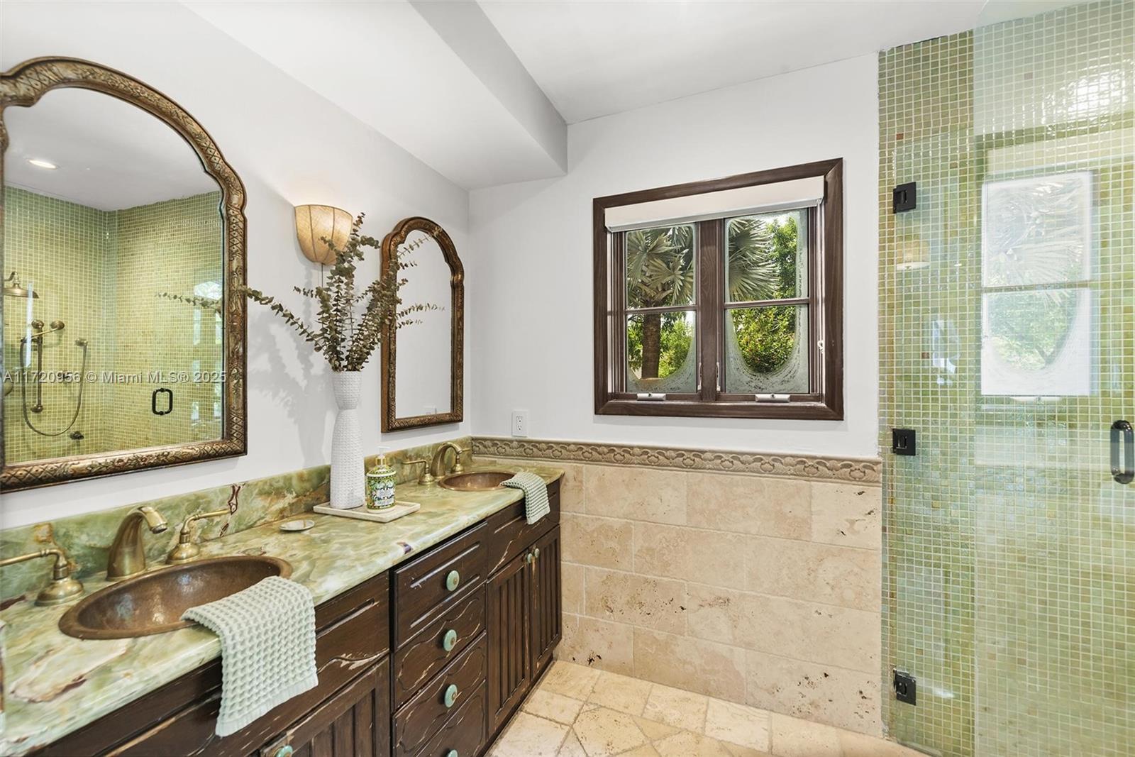 BISCAYNE PARK ESTATES - Residential