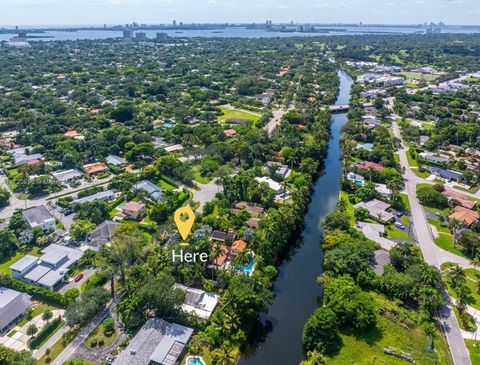 A home in Biscayne Park