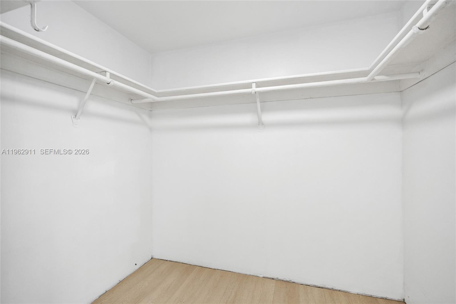 ARLEN HOUSE EAST CONDO - Residential