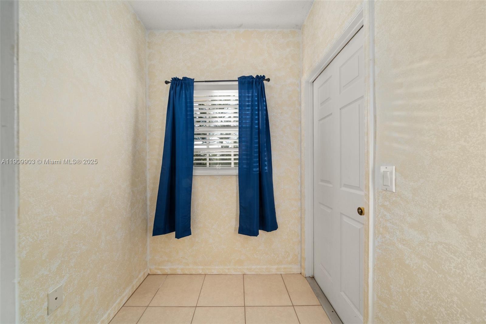 Lakewood Terrace Add - Residential