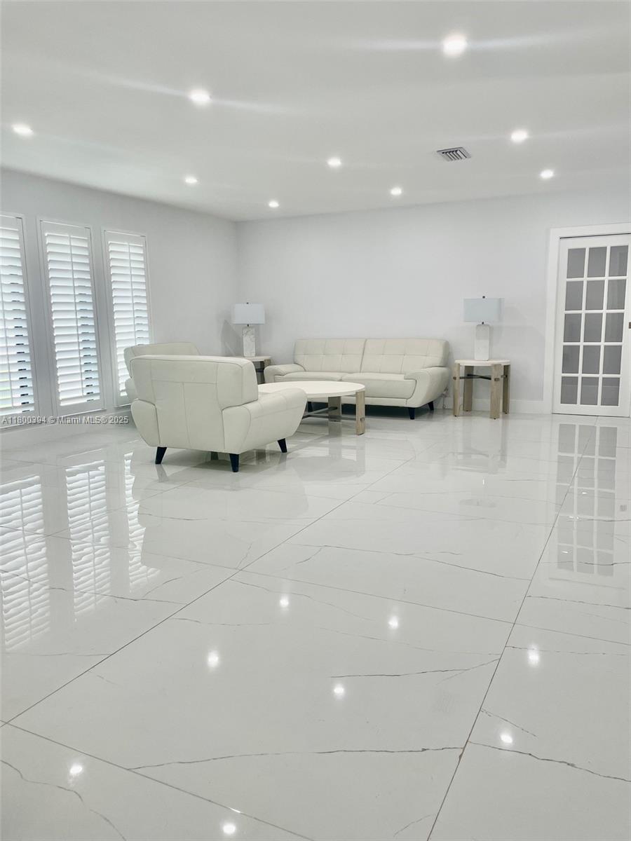 J G HEADS FARMS UNIT A - Residential