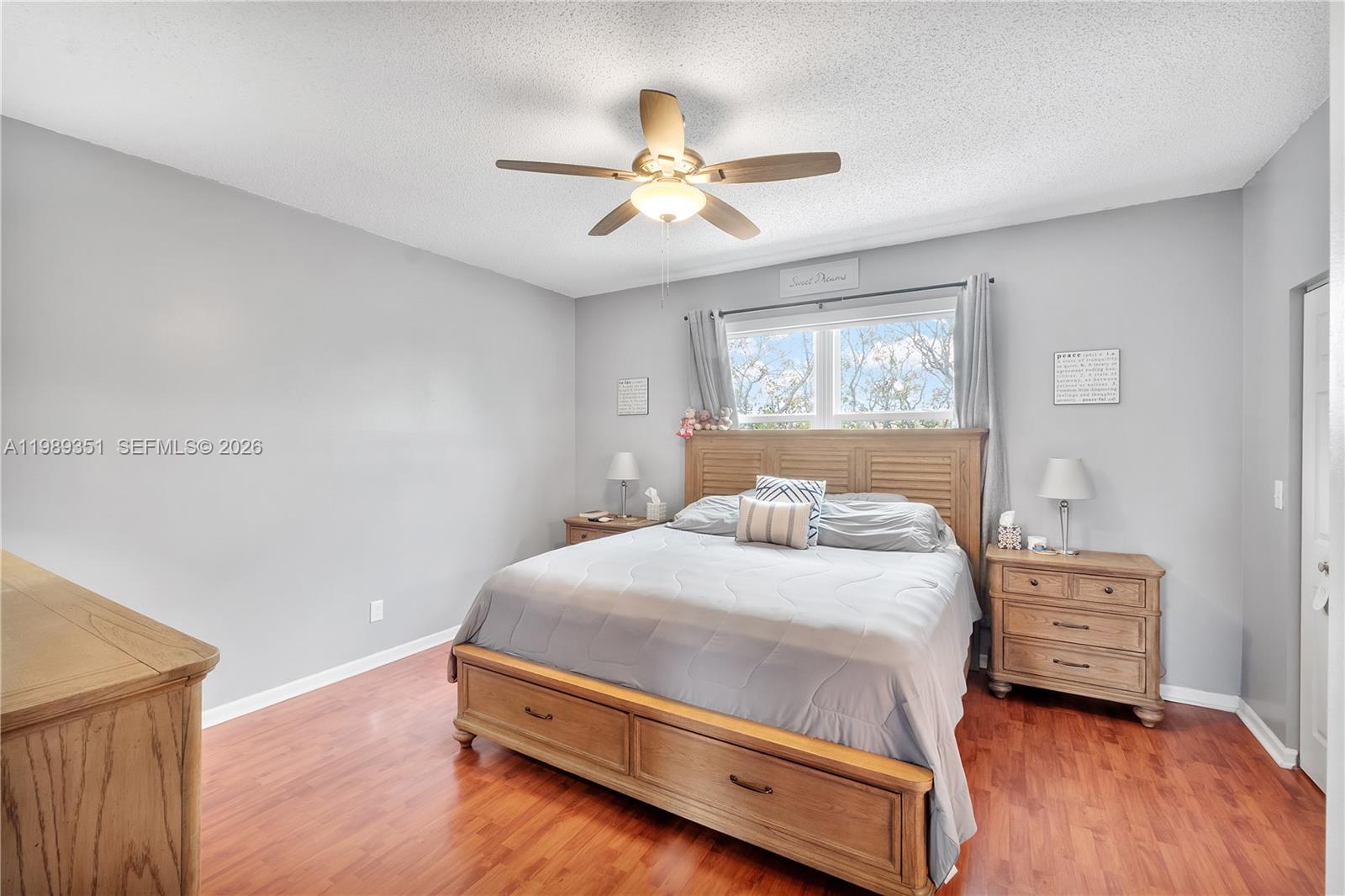 KENSINGTON MANOR - Residential