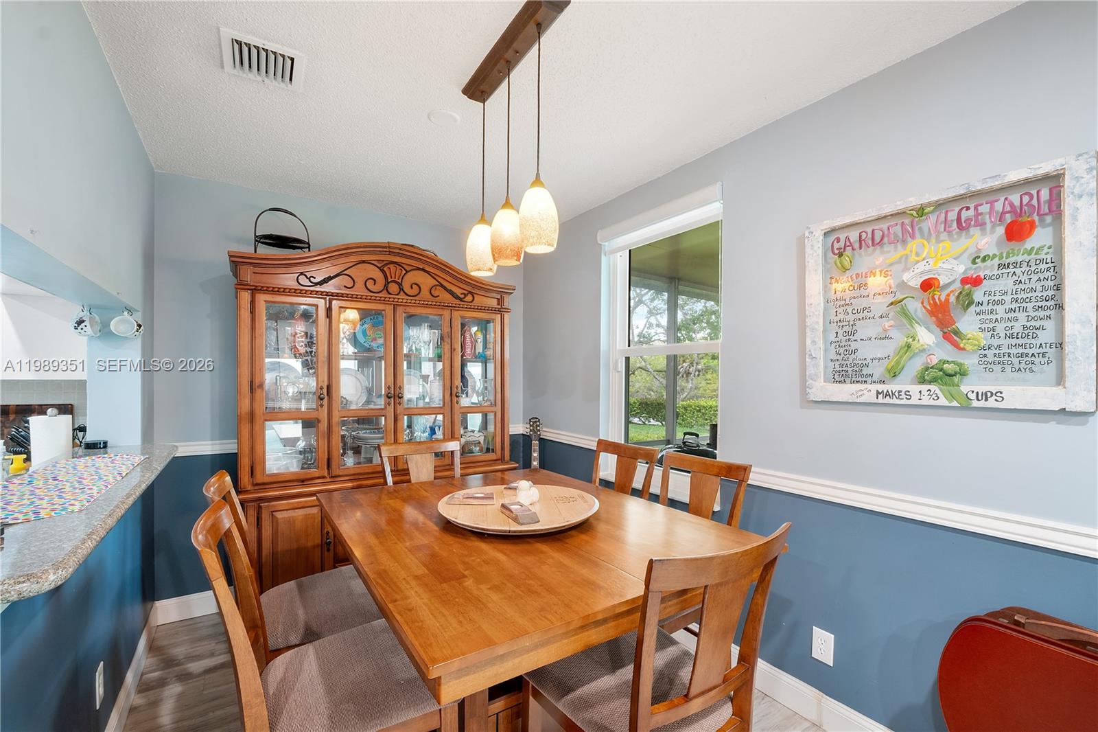 KENSINGTON MANOR - Residential