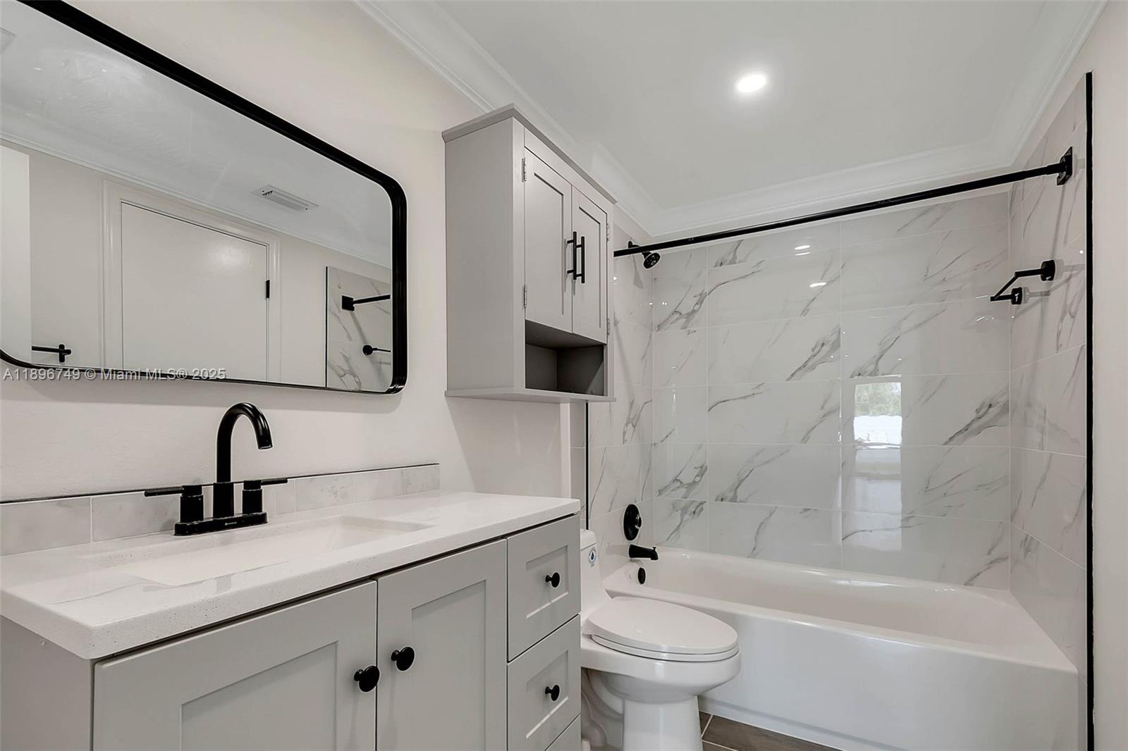 CAMINO COURT CONDO - Residential Lease