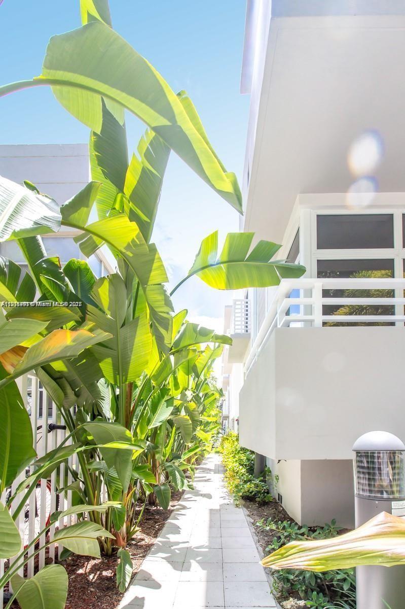 D GEMS CONDO - Residential Lease