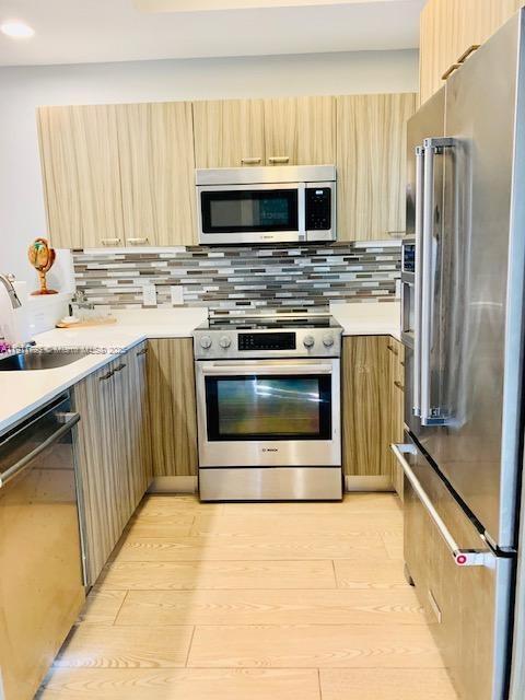 D GEMS CONDO - Residential Lease