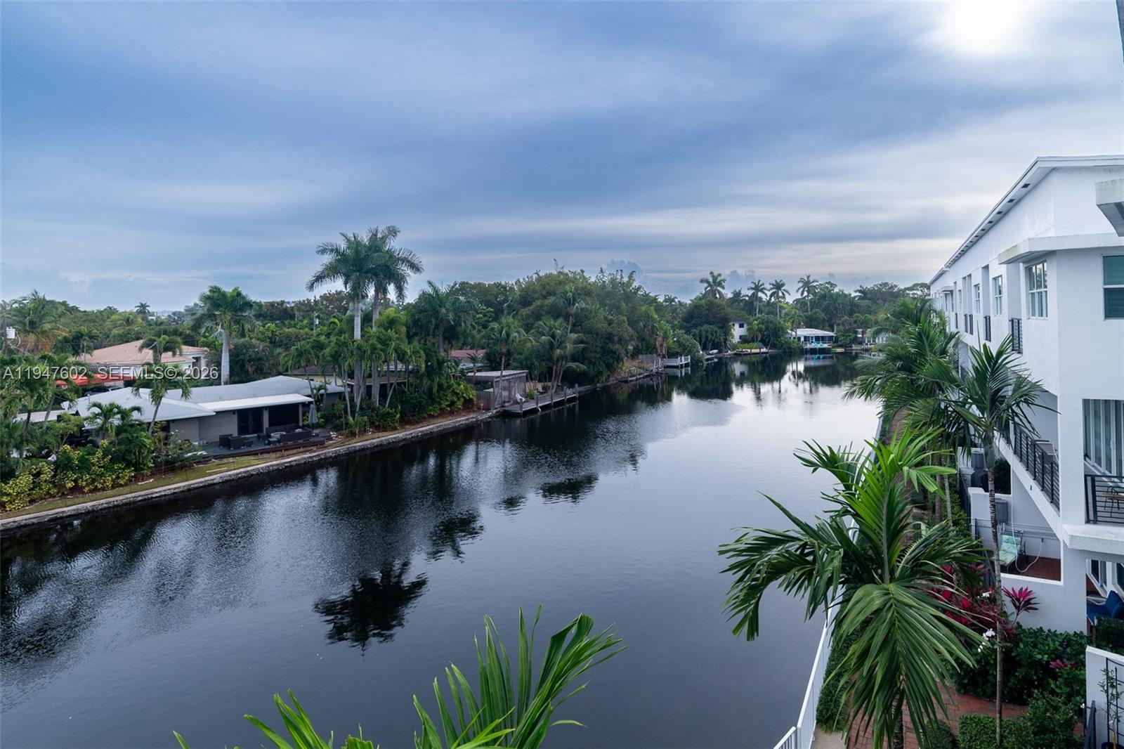 POINTE @ MIDDLE RIVER - Residential