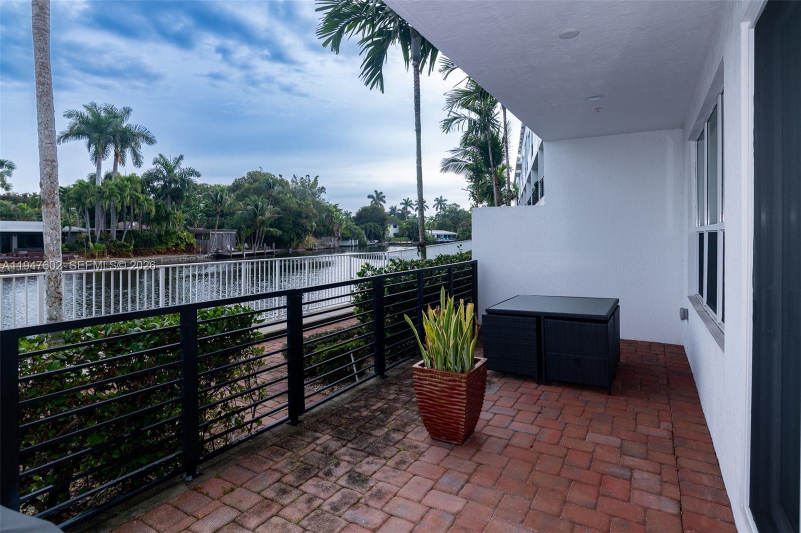 POINTE @ MIDDLE RIVER - Residential