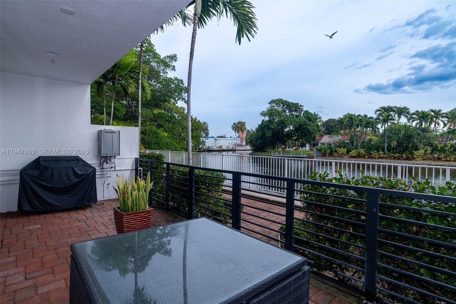 POINTE @ MIDDLE RIVER - Residential