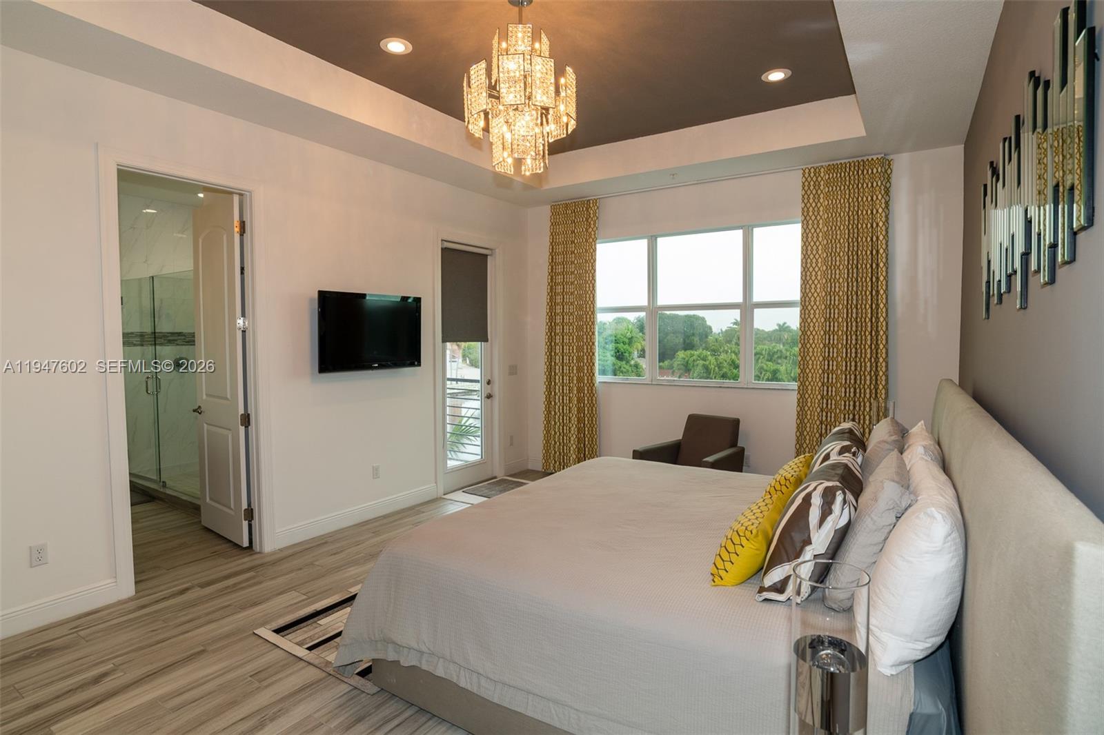 POINTE @ MIDDLE RIVER - Residential