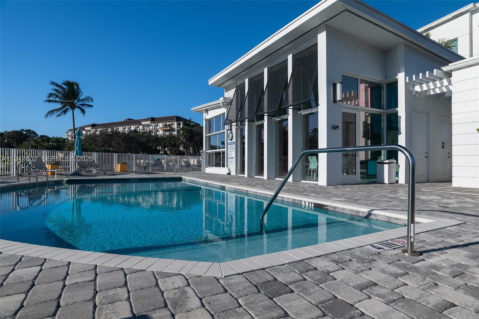 POINTE @ MIDDLE RIVER - Residential