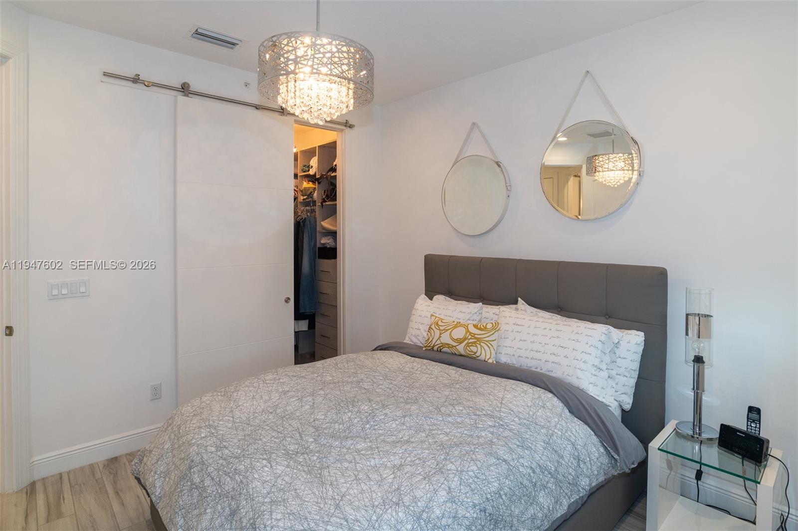 POINTE @ MIDDLE RIVER - Residential