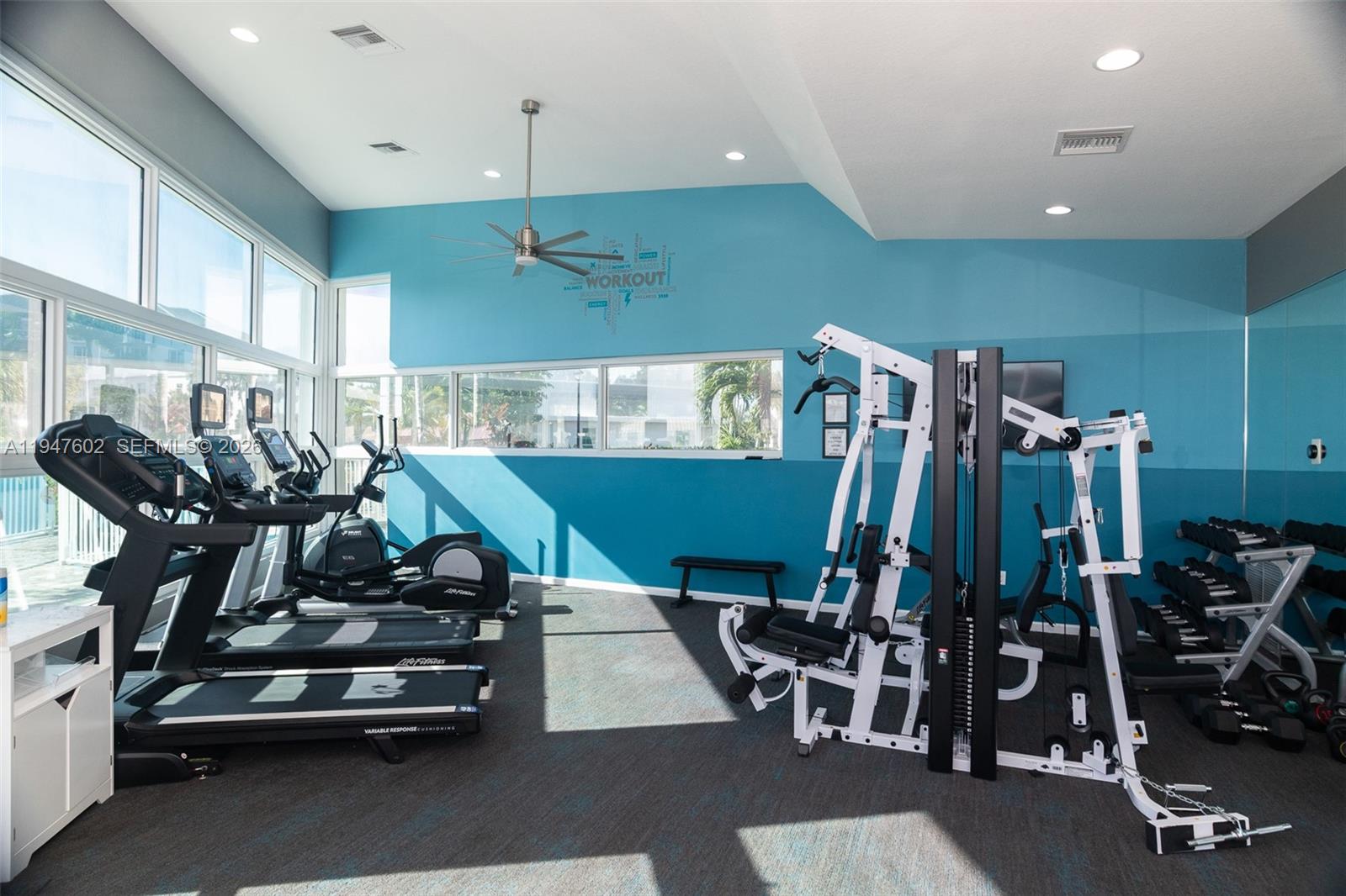 POINTE @ MIDDLE RIVER - Residential