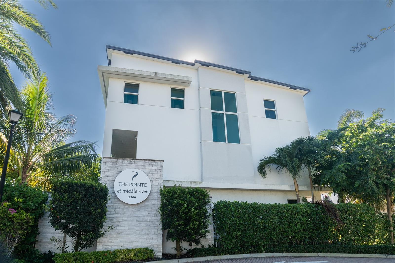 POINTE @ MIDDLE RIVER - Residential