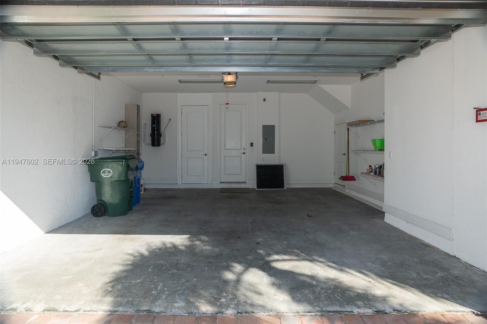 POINTE @ MIDDLE RIVER - Residential