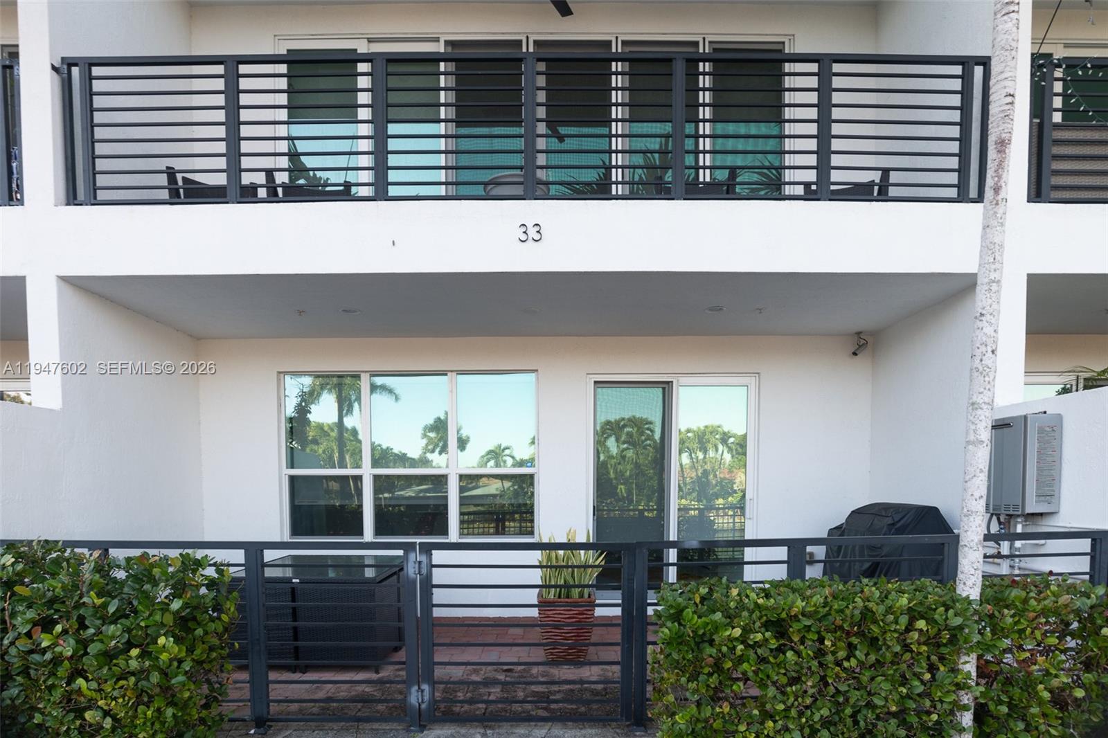 POINTE @ MIDDLE RIVER - Residential