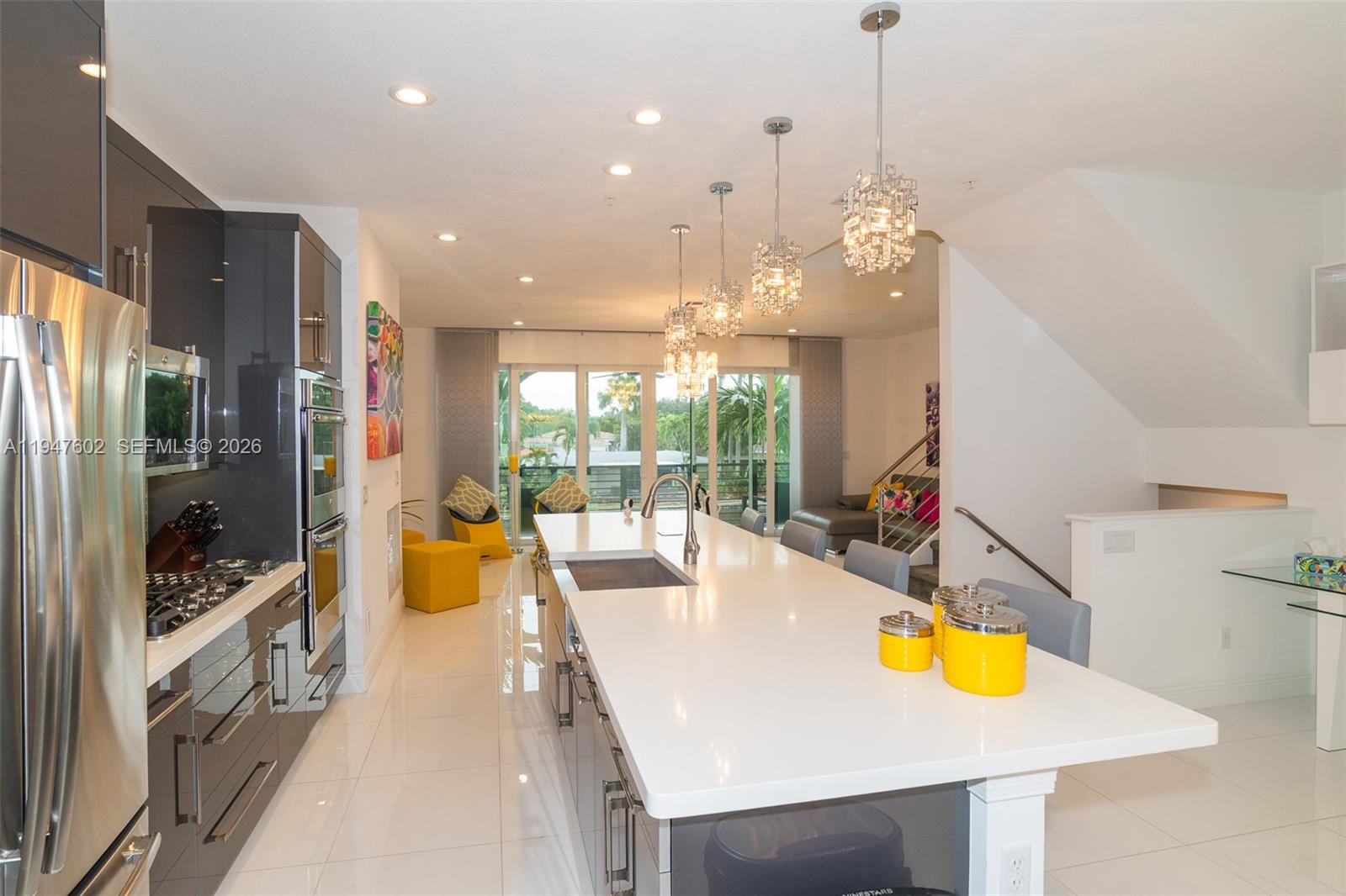 POINTE @ MIDDLE RIVER - Residential