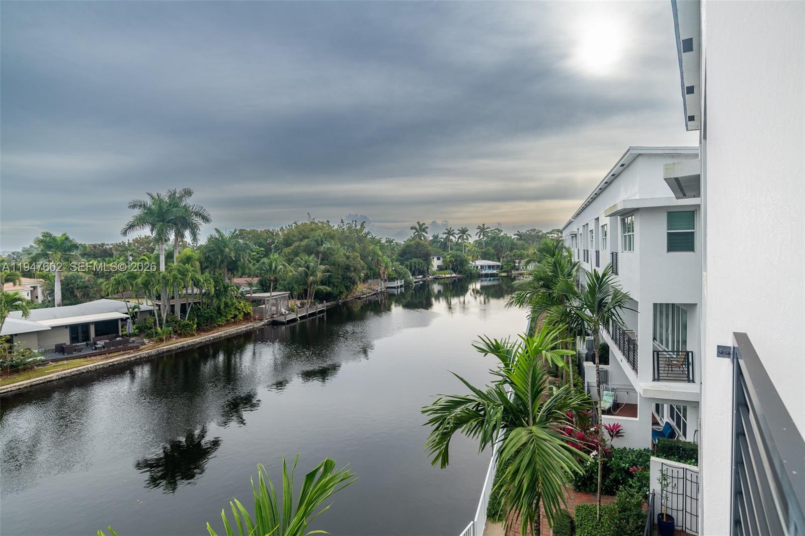 POINTE @ MIDDLE RIVER - Residential