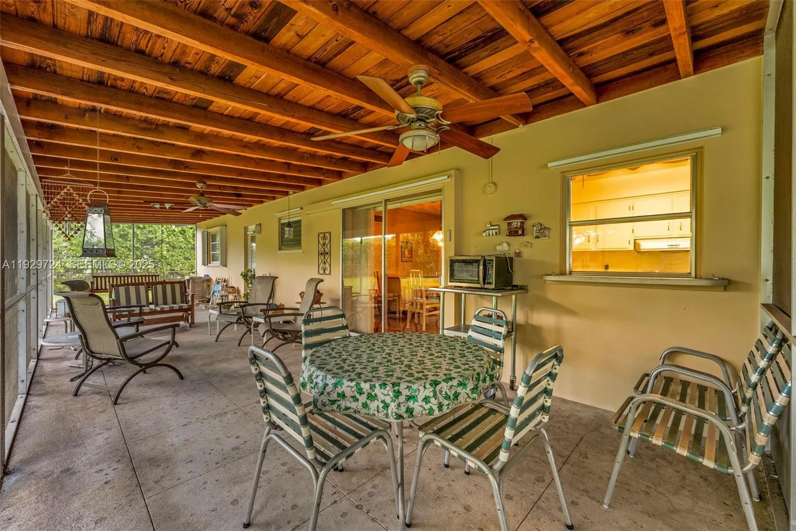 Miami, Florida 33156, United States, 3 Bedrooms Bedrooms, ,2 BathroomsBathrooms,Residential,Active,254497