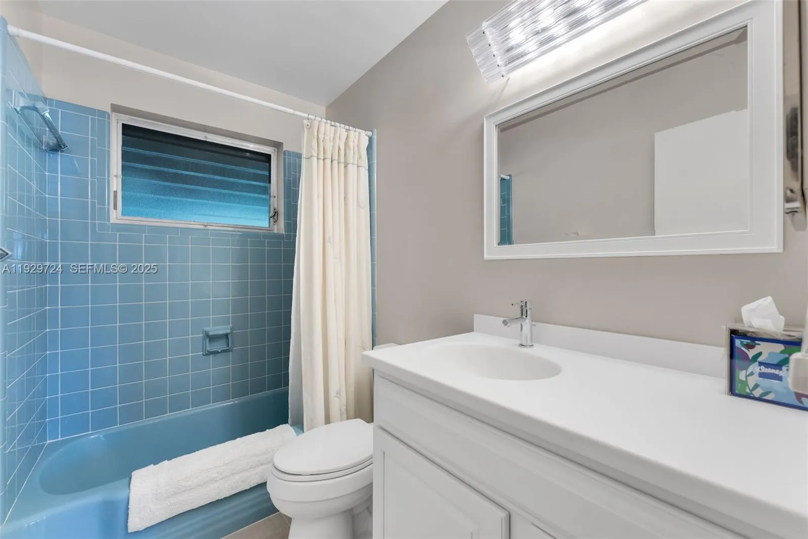 Miami, Florida 33156, United States, 3 Bedrooms Bedrooms, ,2 BathroomsBathrooms,Residential,Active,254497