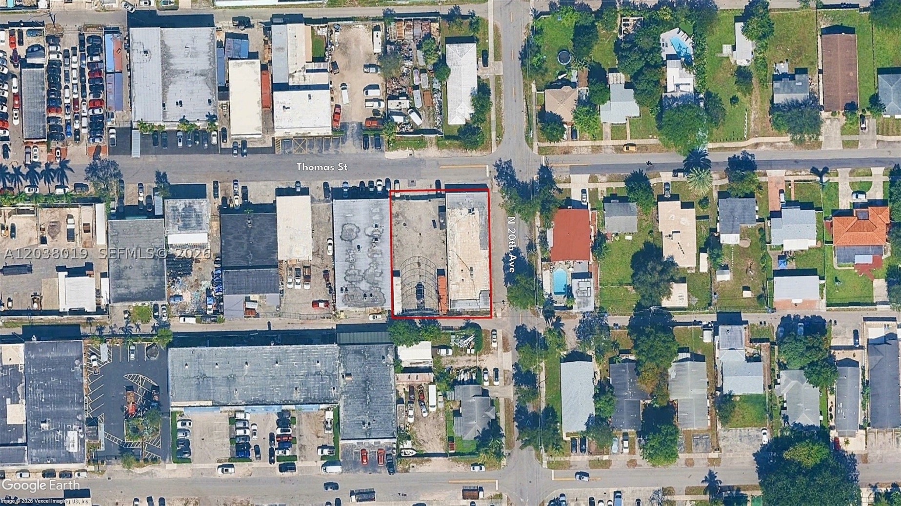 2216 N 20th Ave