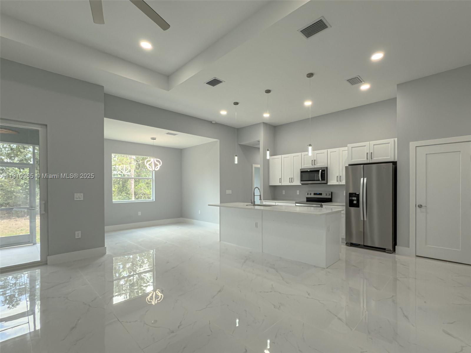 LEHIGH ACRES UNIT 1 BLK 1 - Residential Lease