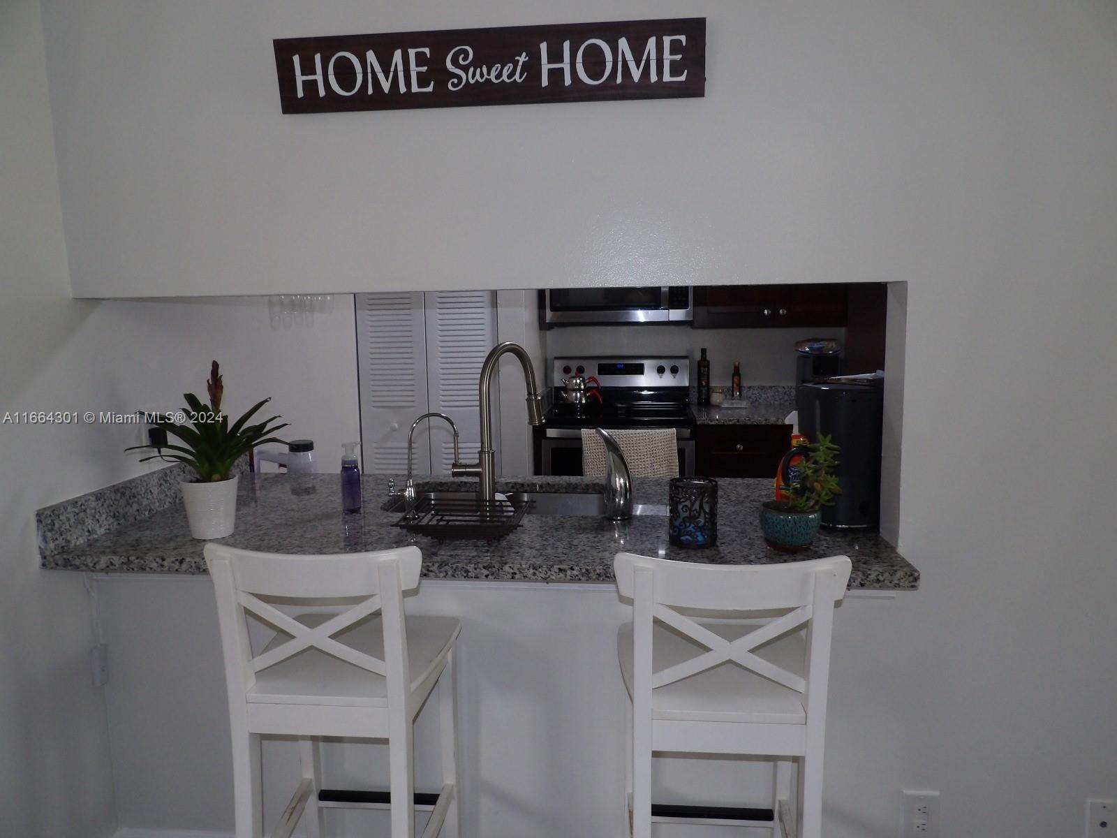 WINDMILL LAKES I CONDO - Residential
