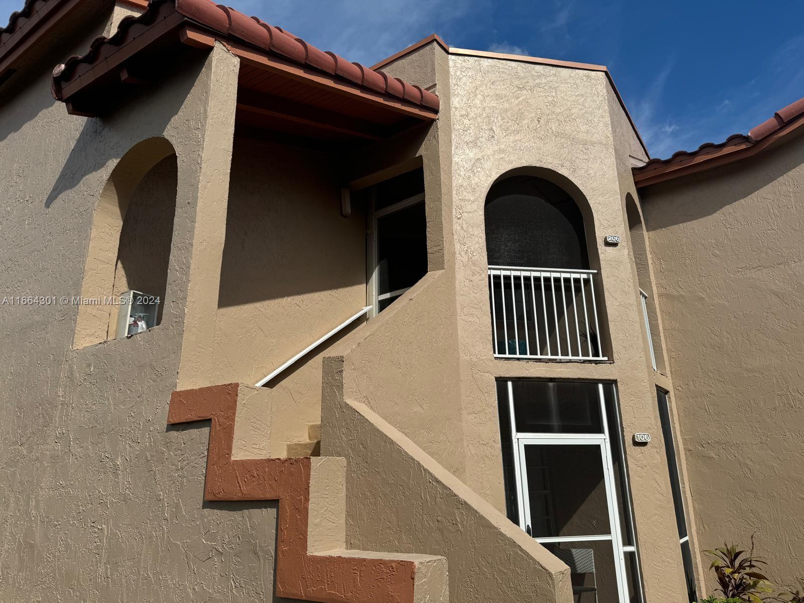 WINDMILL LAKES I CONDO - Residential