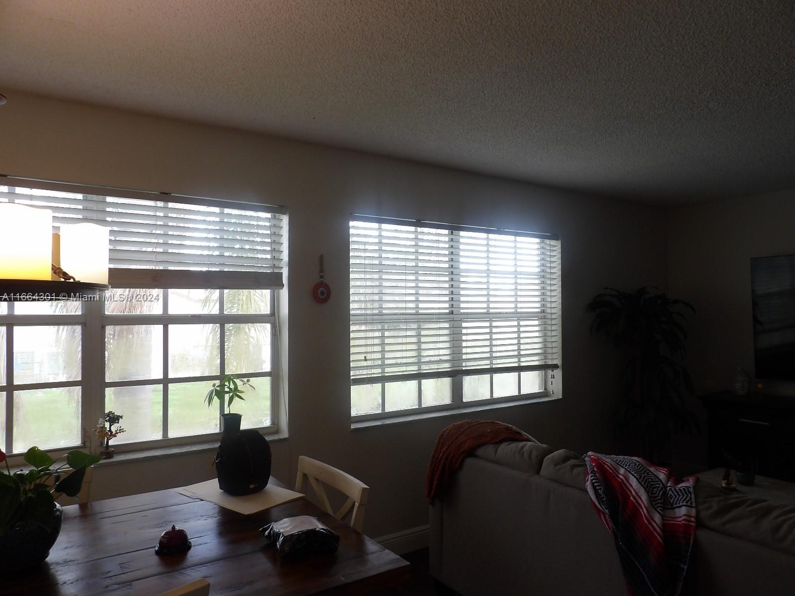 WINDMILL LAKES I CONDO - Residential