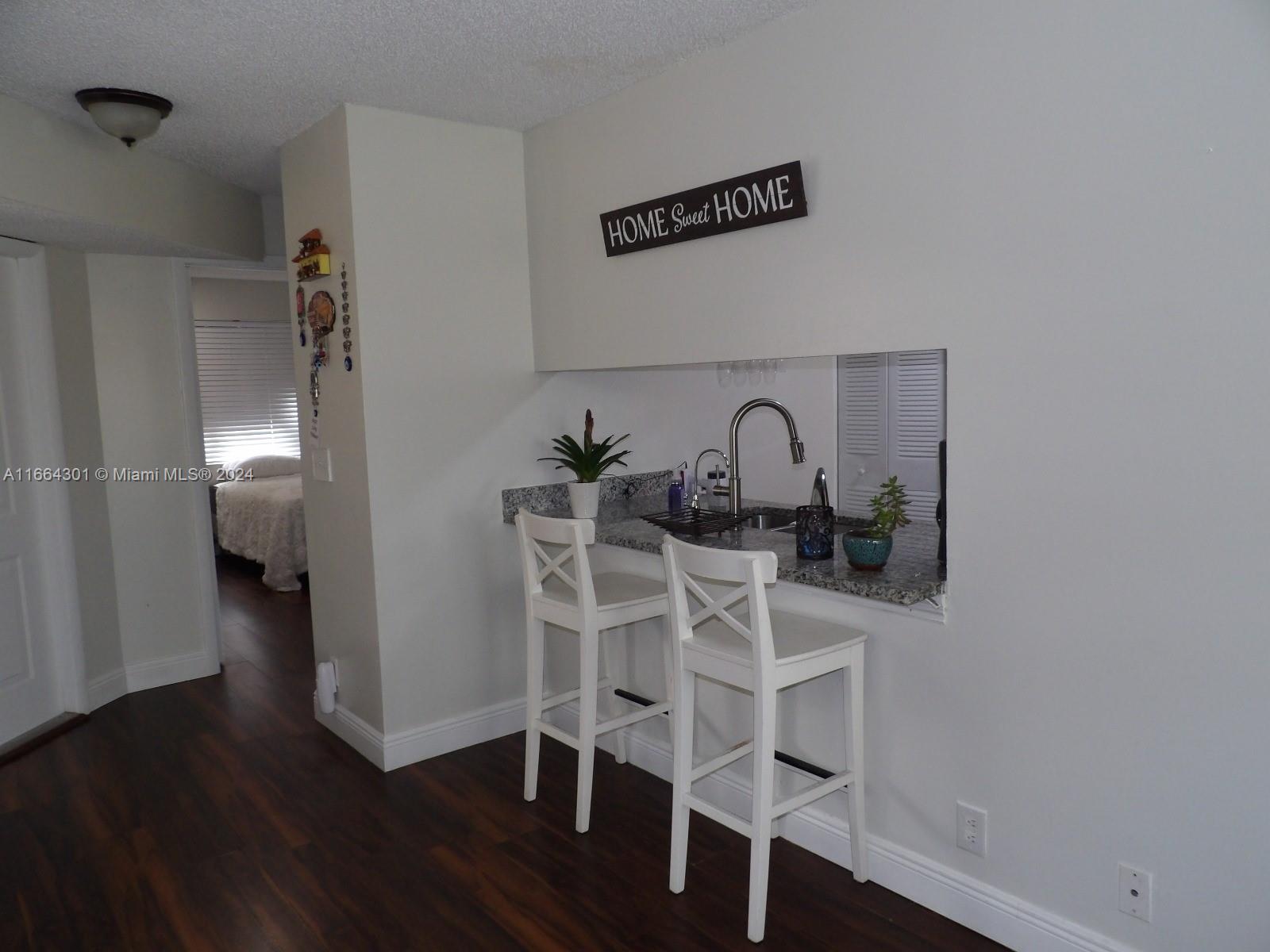 WINDMILL LAKES I CONDO - Residential