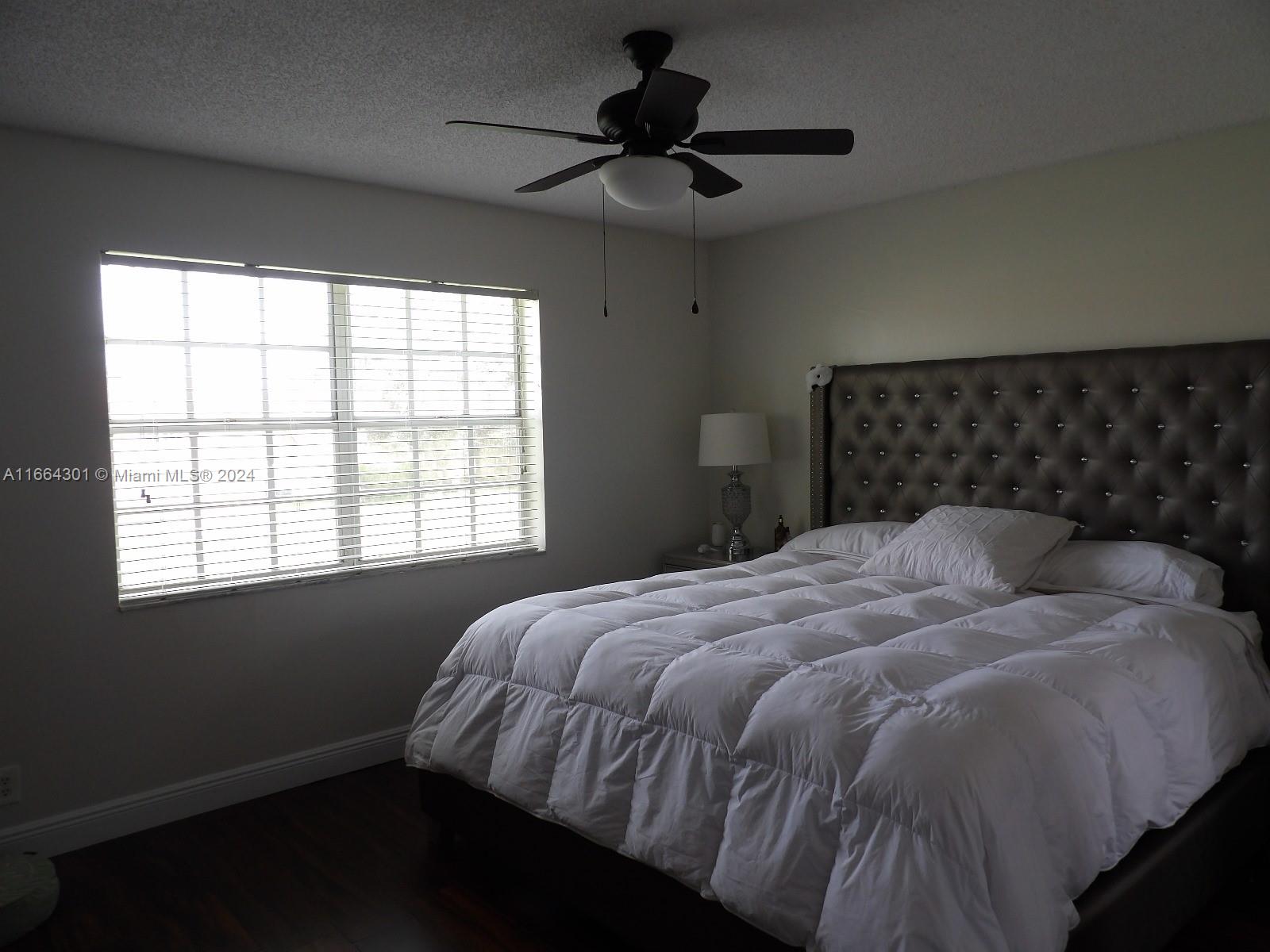 WINDMILL LAKES I CONDO - Residential